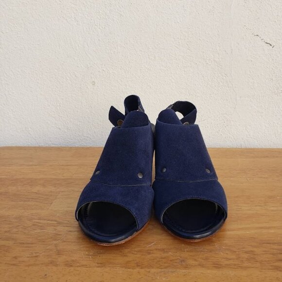 5/$100 SALE - Anyi Lu Blue Suede Athena Wood Heel Dress Sandal - Picture 4 of 9